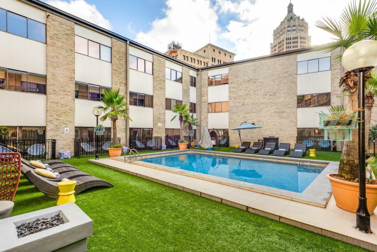 Riverwalk Plaza Hotel Сан-Антонио Экстерьер фото