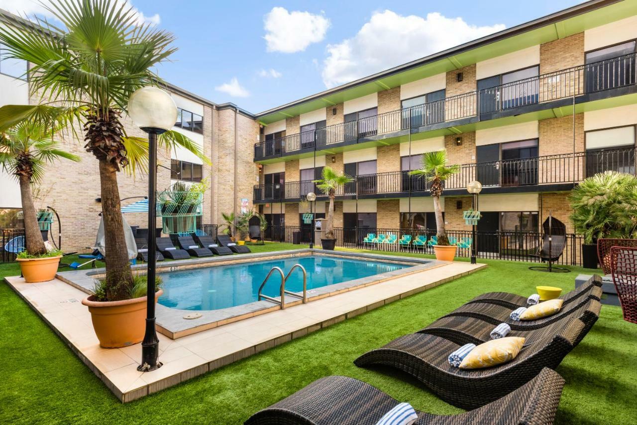 Riverwalk Plaza Hotel Сан-Антонио Экстерьер фото